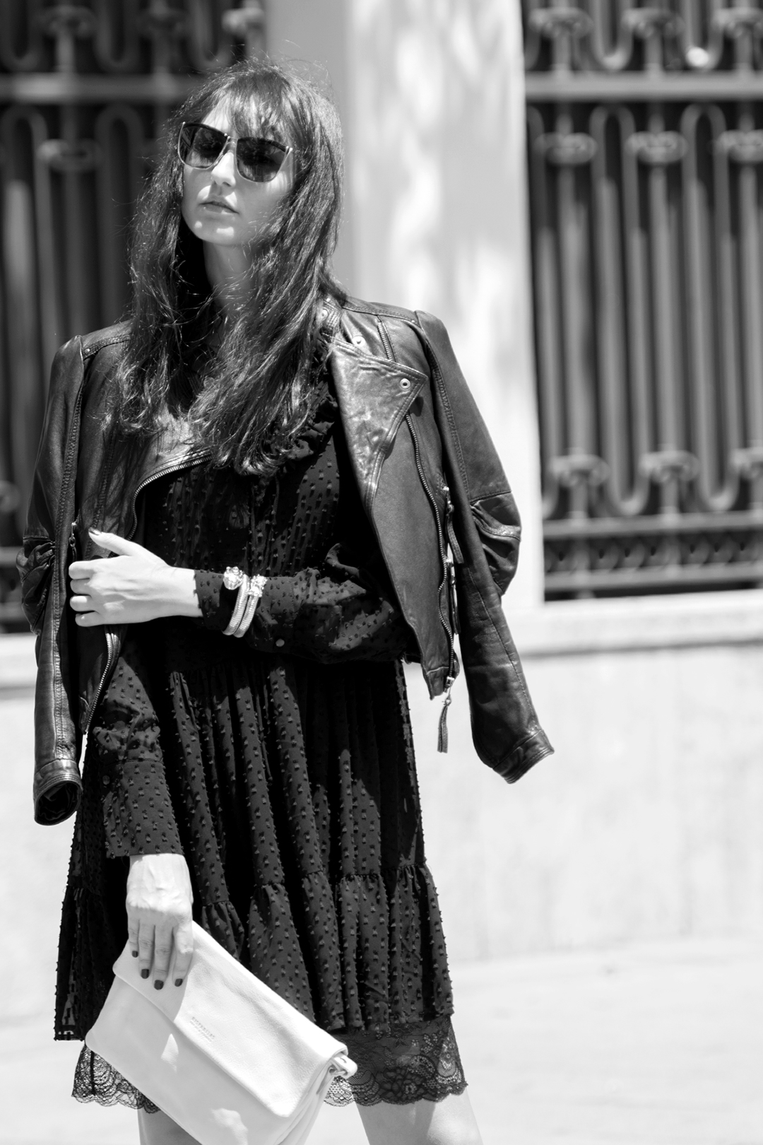 le-petite-robe-noir-mitmeblog-streetstyle-guerlain-bn-web-13